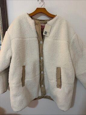 Levi's Cream Sherpa Jacket